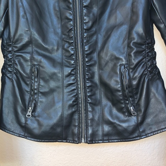 Baccini Black Vegan Faux Leather Moto Jacket Sz SP - Picture 4 of 11